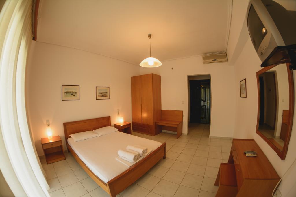 Althea Studios Lefkada Ayios Nikitas Ruang foto