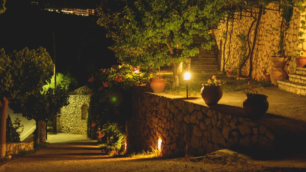 Althea Studios Lefkada Ayios Nikitas Ruang foto