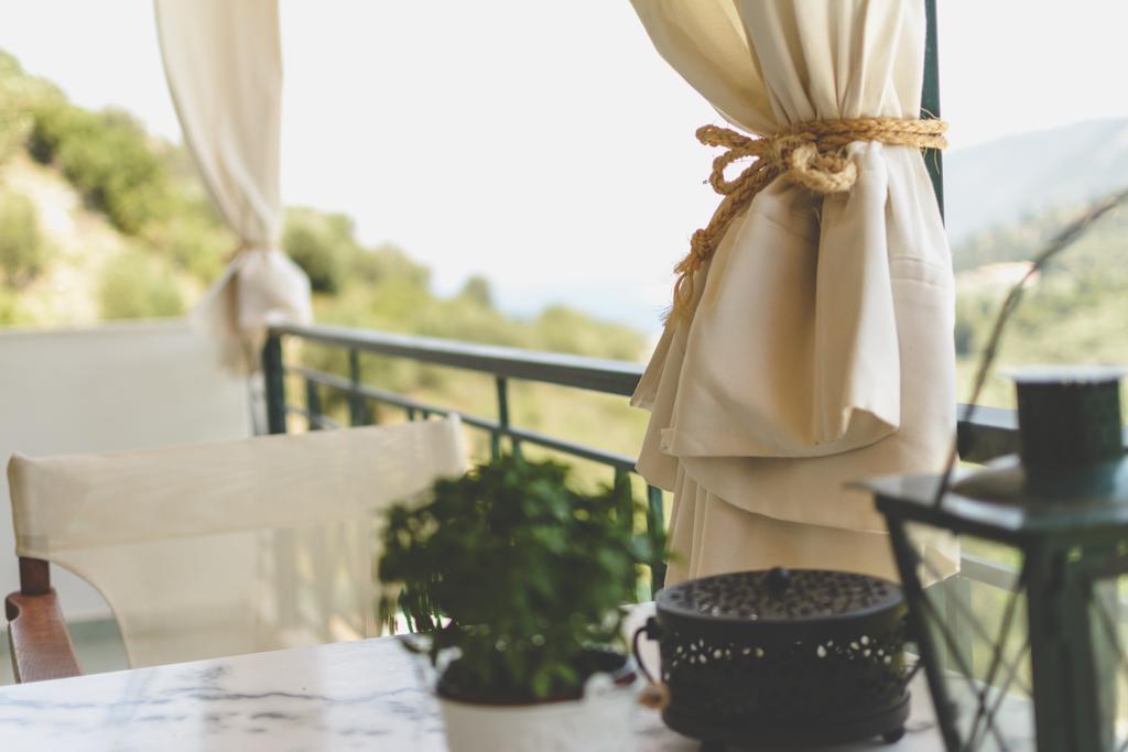 Althea Studios Lefkada Ayios Nikitas Ruang foto