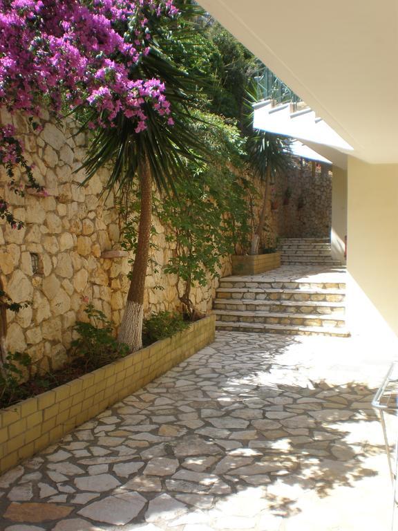Althea Studios Lefkada Ayios Nikitas Ruang foto